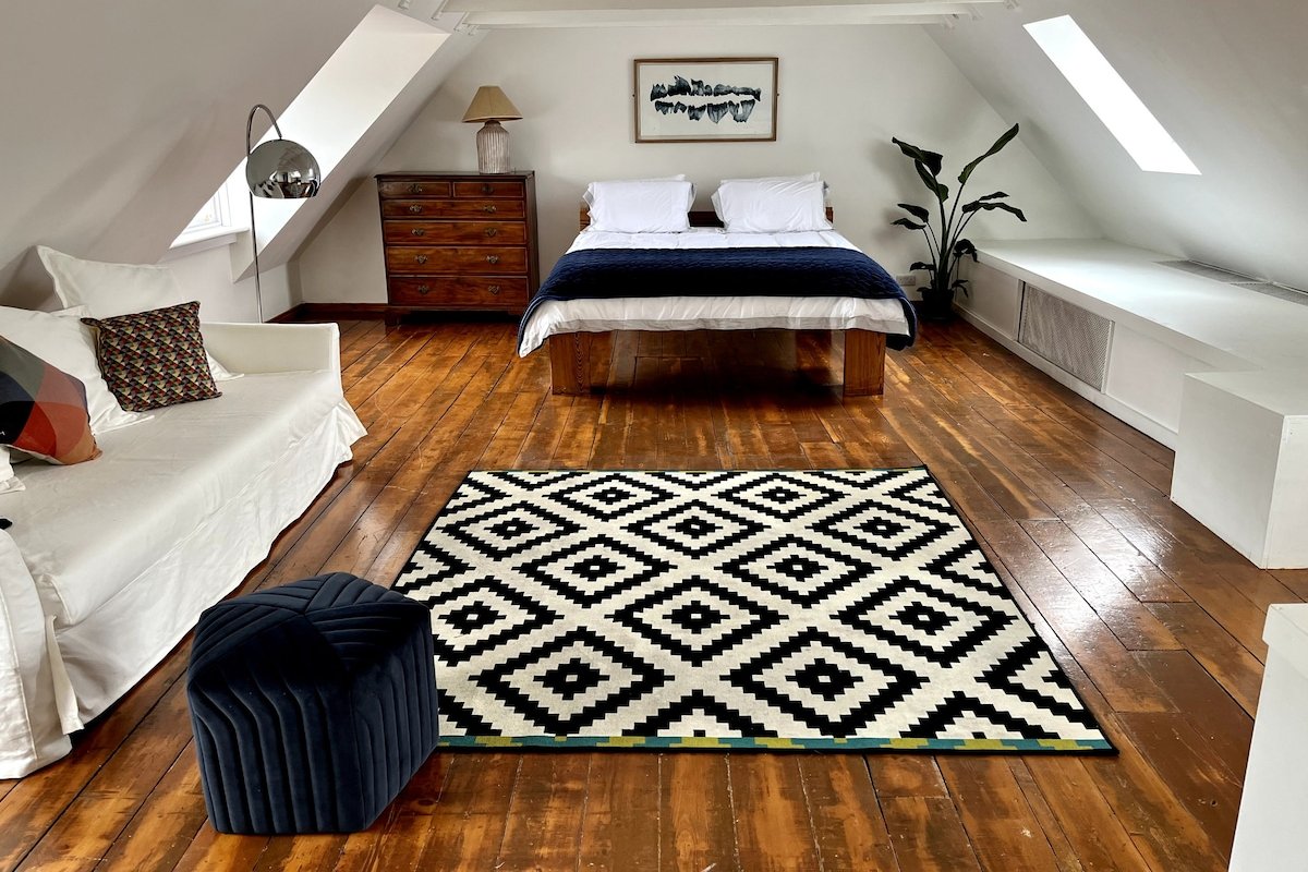 Beautiful City Townhouse gallery image 3