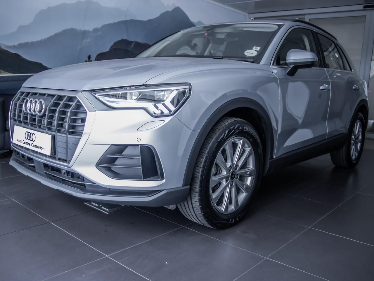 AUDI Q3 35 TFSI S TRONIC for Sale in South Africa