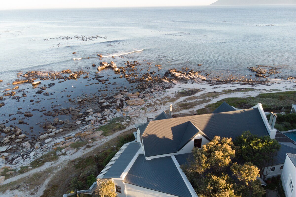 Taonga Villa Beach gallery image 3