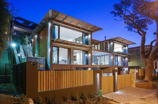 Photo 2 of Breathe Villa accommodation in Camps Bay, Cape Town with 5 bedrooms and 4 bathrooms
