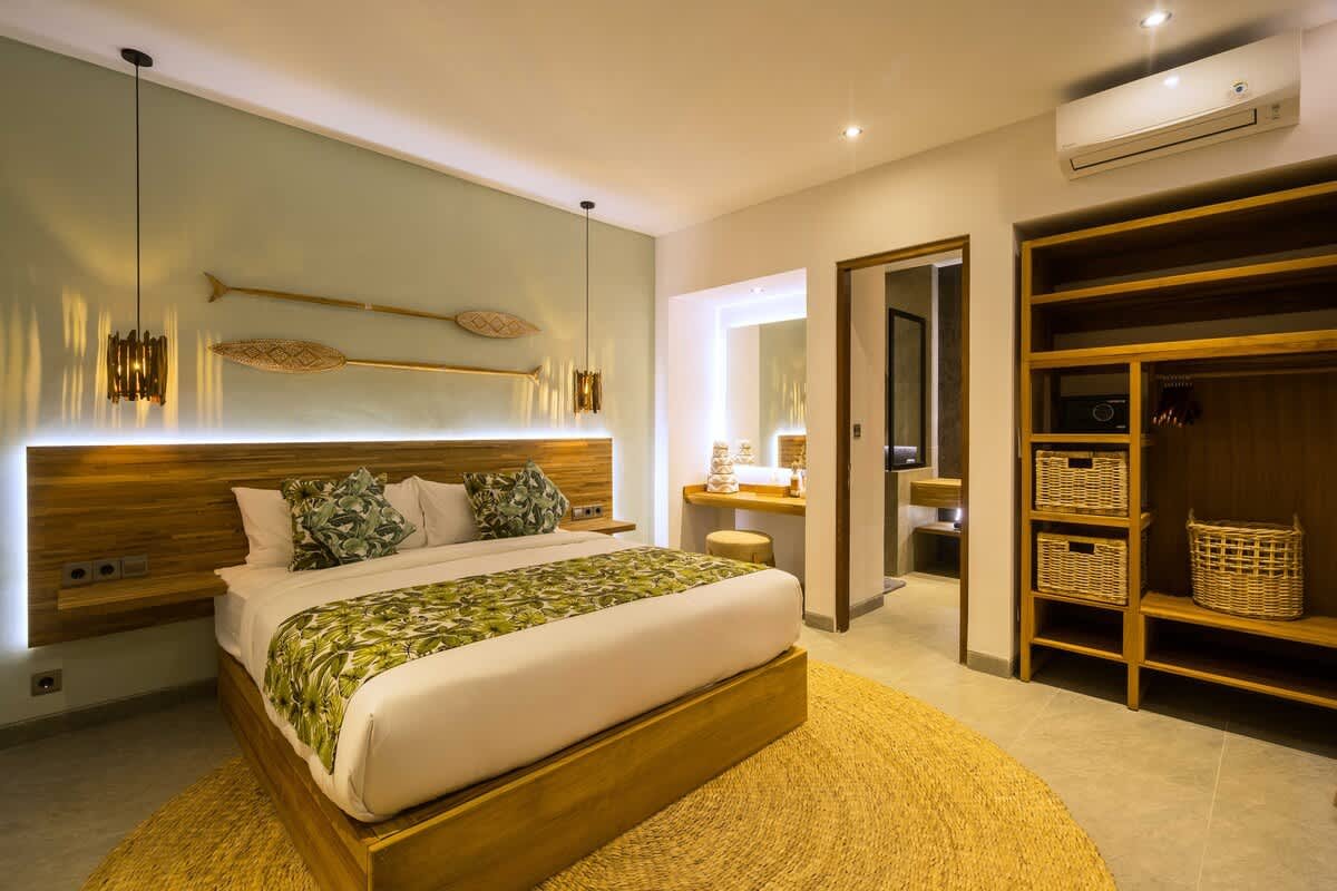 Villa Manala 4BR w/Jungle Escape & Infinity Pool gallery image 3