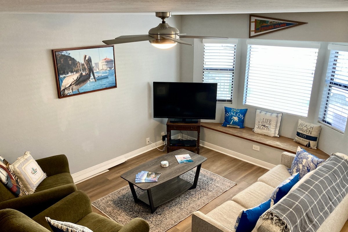 Avalon Home Close to Beach gallery image 4