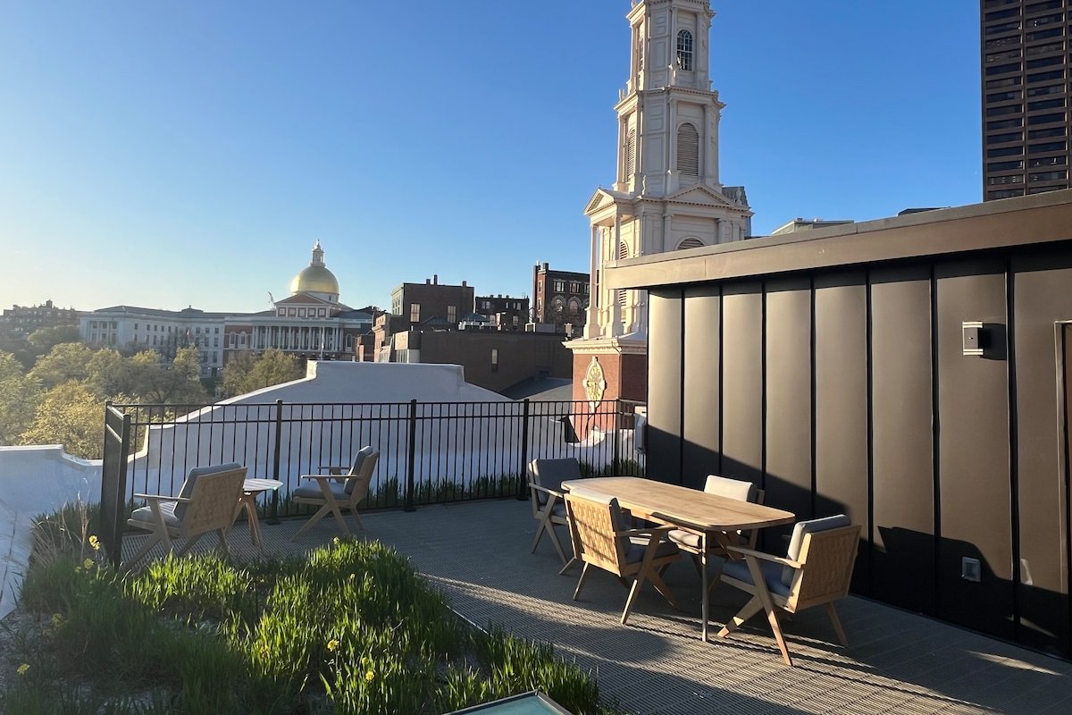 Luxury 3 bedroom 3 bathroom downtown loft gallery image 4