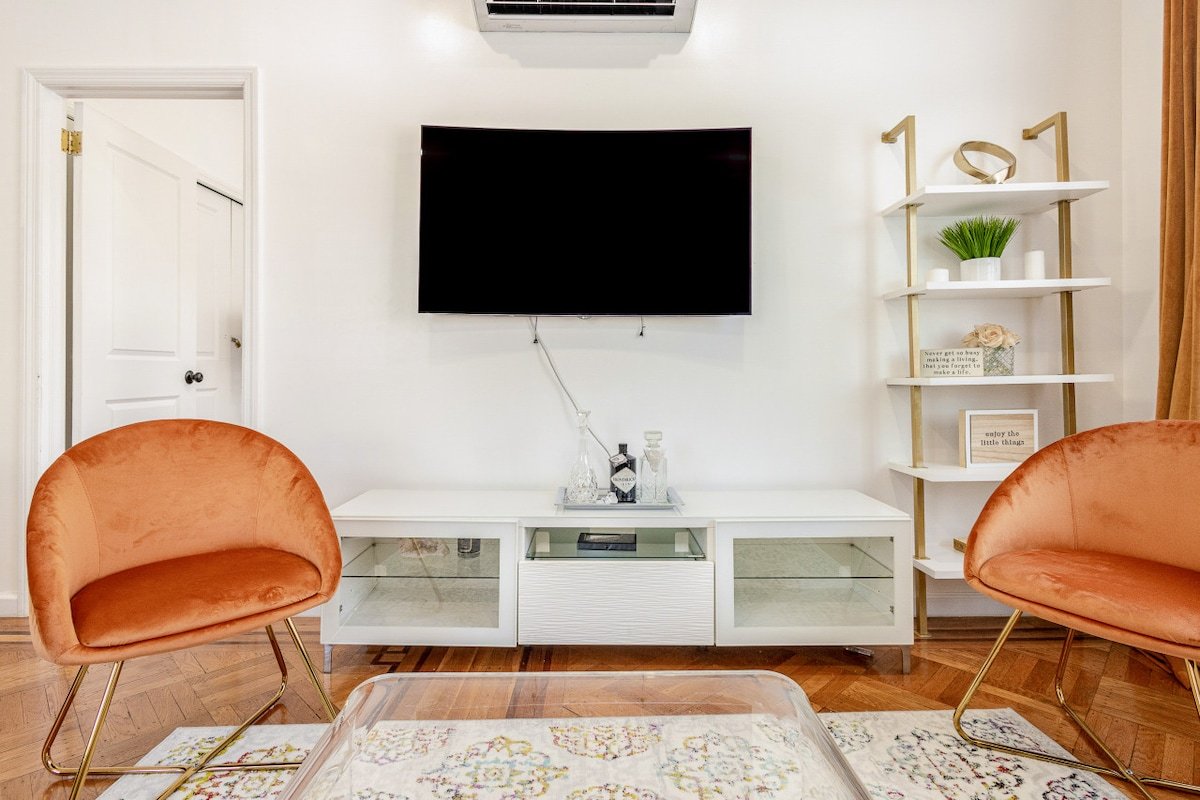 The Brooklyn Haven 6BR|2 Ba | Free Parking gallery image 5