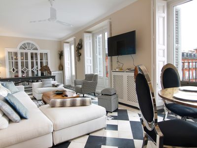 Stylish flat Plaza Mayor, 190 m2, 3BR, 2BTH bright