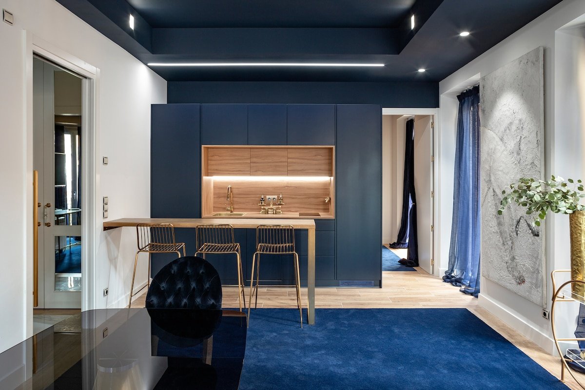 Luxurious by Sebastiana Group gallery image 3