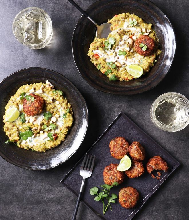 Photo of Taphuis Lentil Dahl & Crispy Bhajis