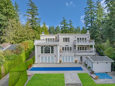 Luxury Spa Villa • Pool, Sauna, Steam & Hot Tub