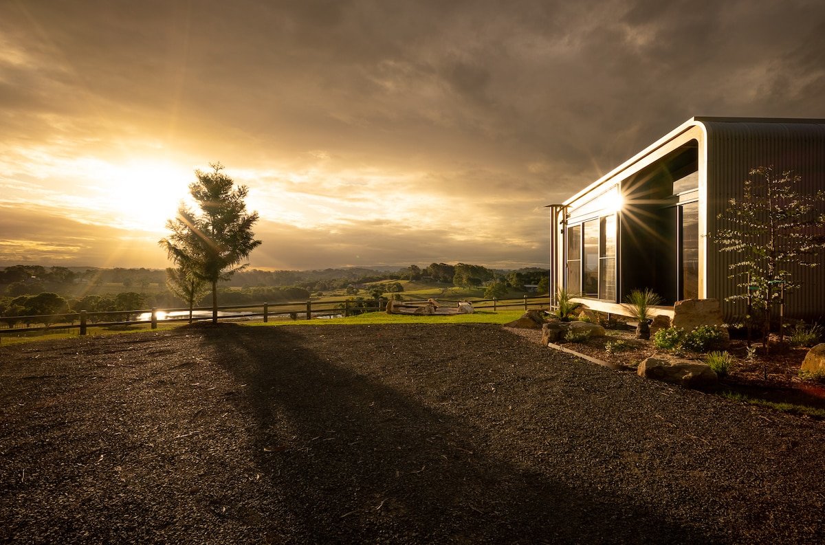 Noosa Hinterland Luxury Retreat gallery image 3