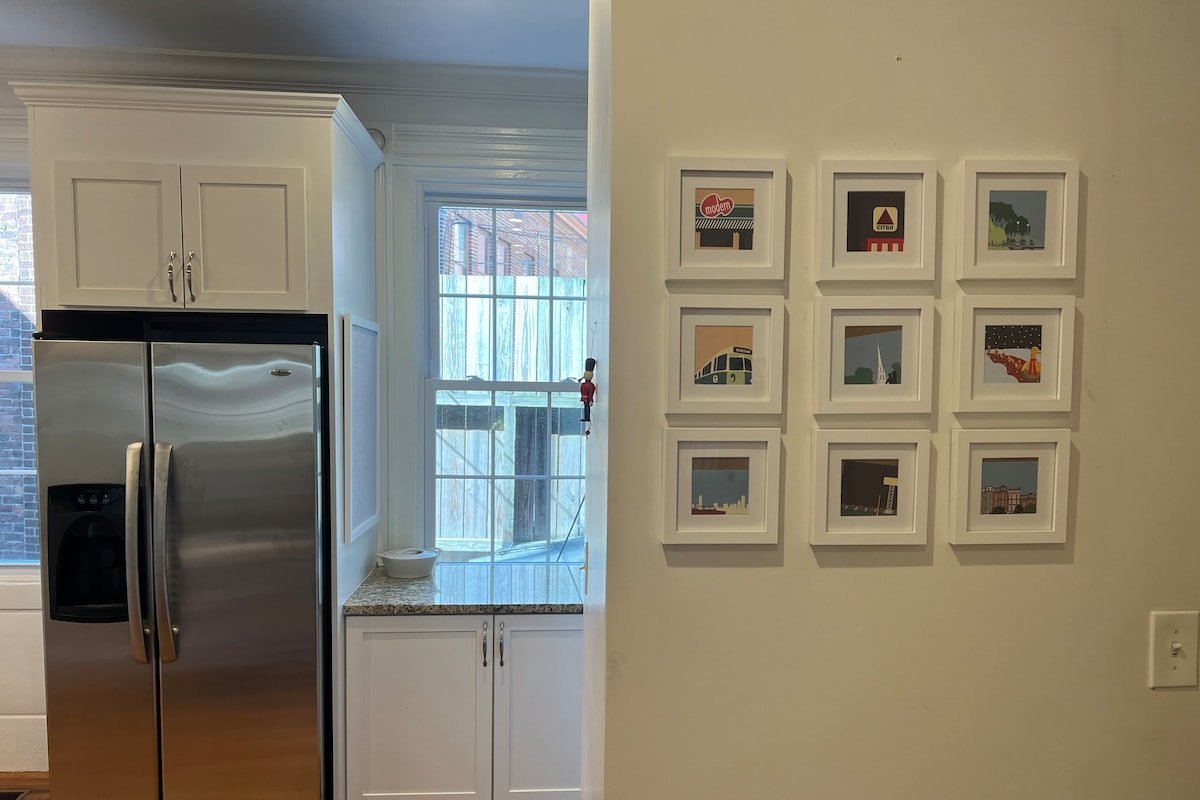 Condo in downtown Boston gallery image 5