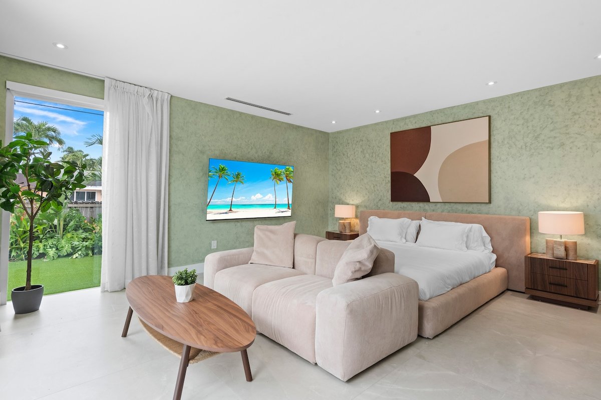 Sophisticated 9BR Villa Ruby gallery image 4