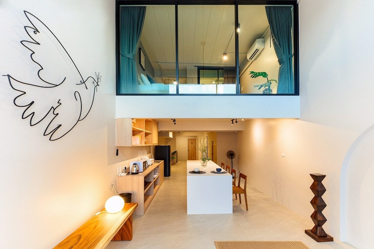 Double Entire Home 9BR 9Bathroom gallery image 2