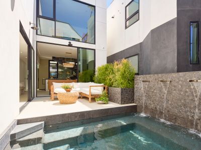 Art Deco Elegance in Venice | Pool, Spa, Rooftop