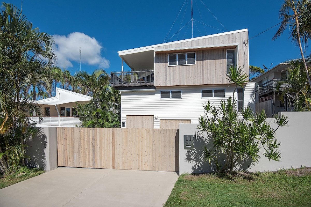 Ocean Breeze – Sunshine Beach Family Home gallery image 4
