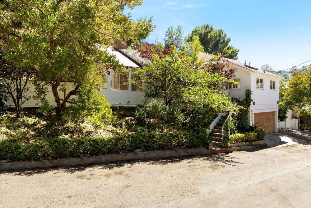 Relax in beautiful & cozy home 3BR w/ Pool gallery image 3