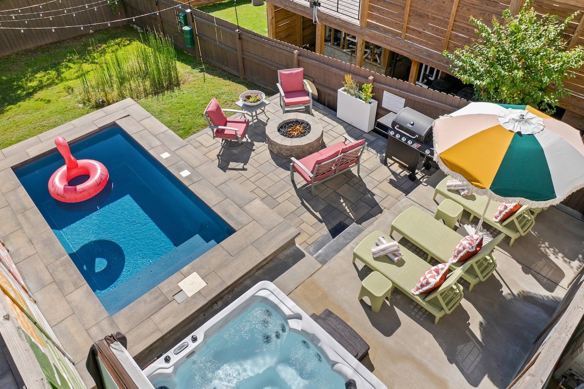 Nashville Oasis! Heated Pool & Hot Tub Open! 5M2DT gallery image 5