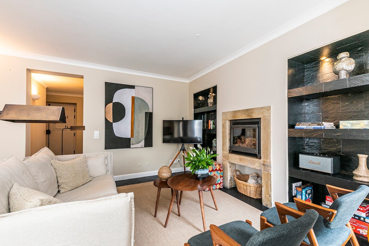 NEW Historic Center House with Patio gallery image 3