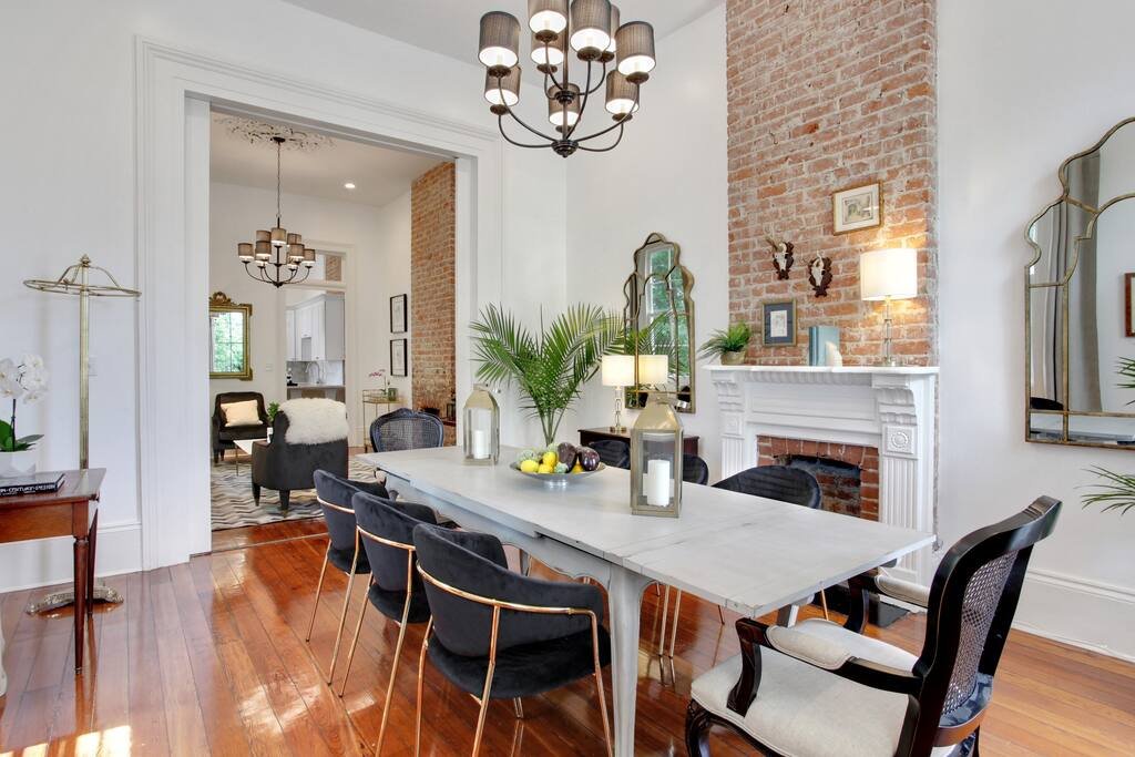 Historic Luxury Retreat gallery image 2