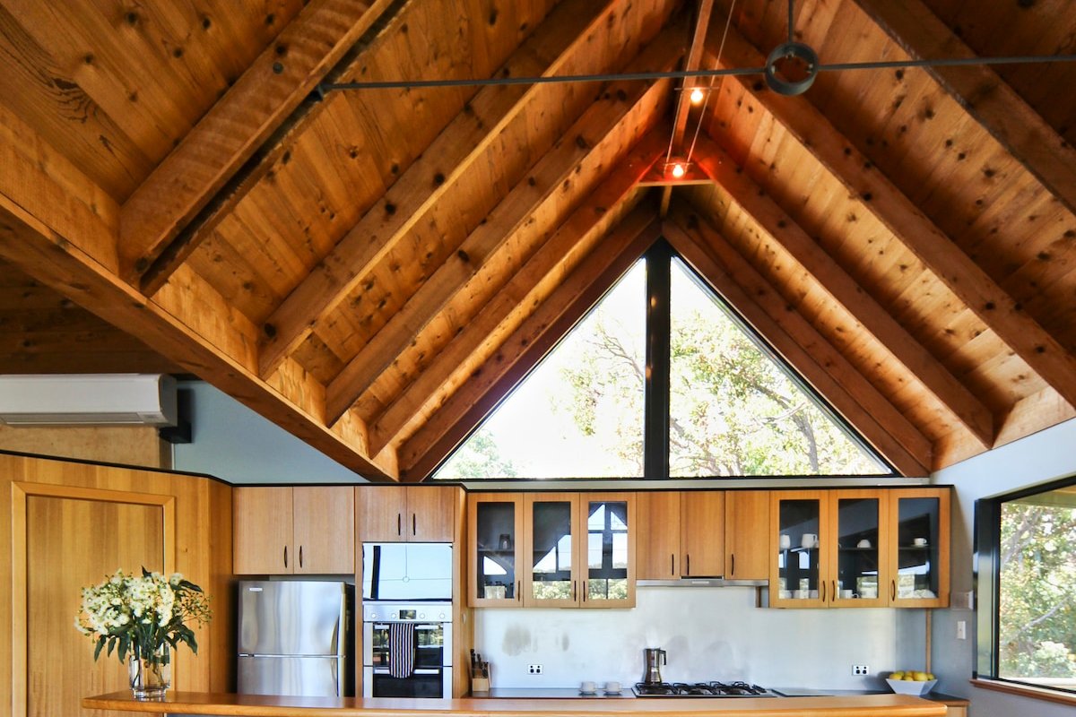 The Tree House, Eagle Bay gallery image 3