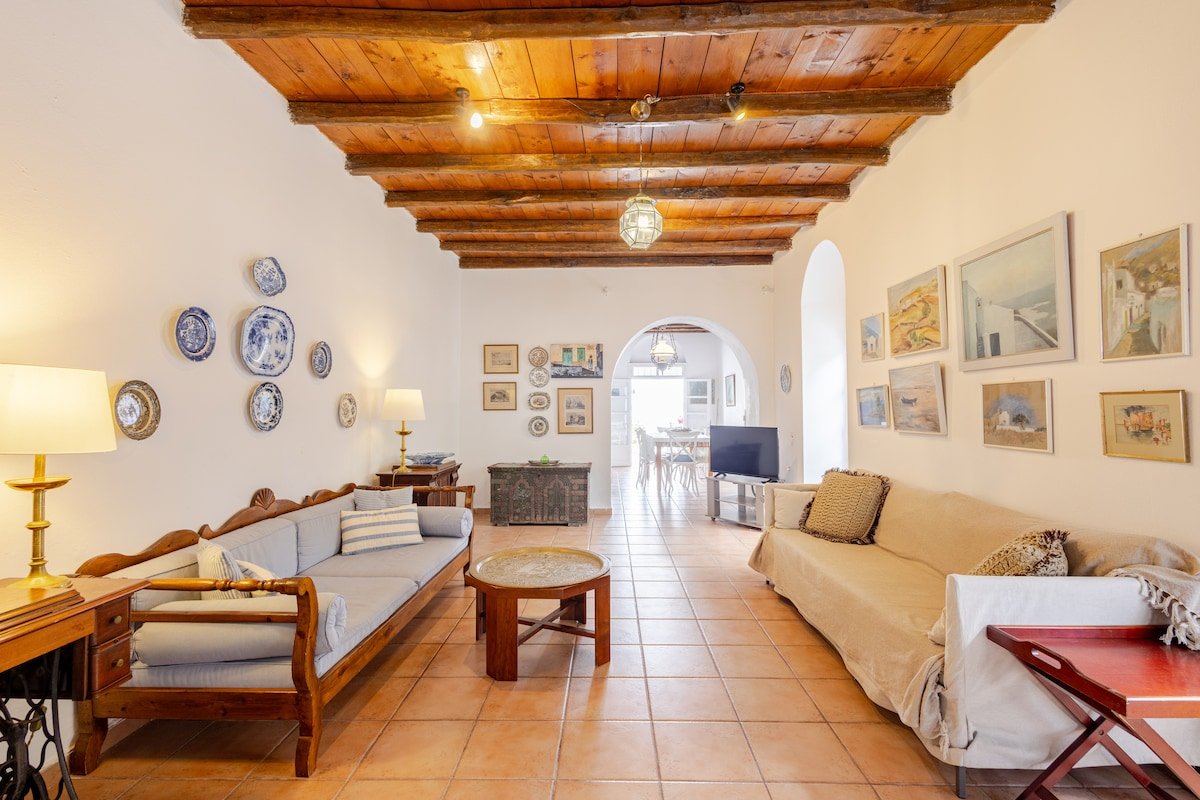 Beautiful Villa Amazing Sea View! gallery image 2