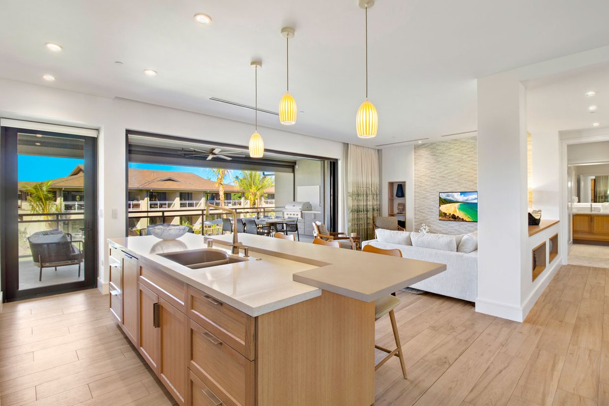 Maui Resort Rentals: 6BR Luana Garden Villas