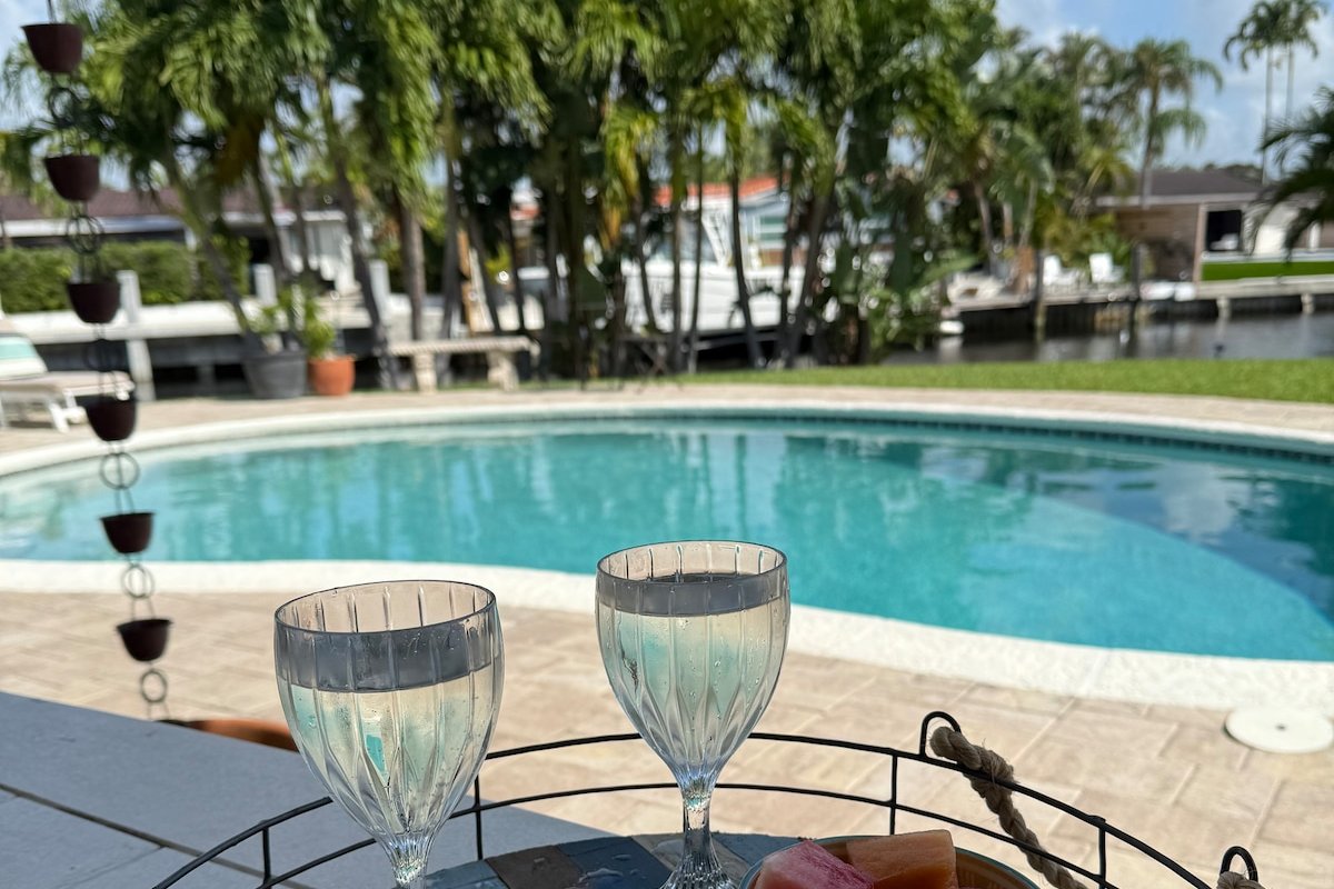 Waterfront 280ft! Private Pool/ Island breezes gallery image 3