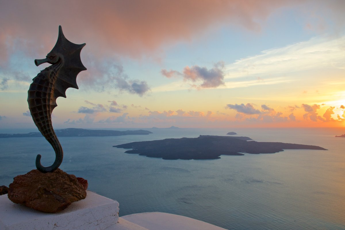 LUXURY PRIVATE VILLA WITH UNIQUE SUNSET VIEW