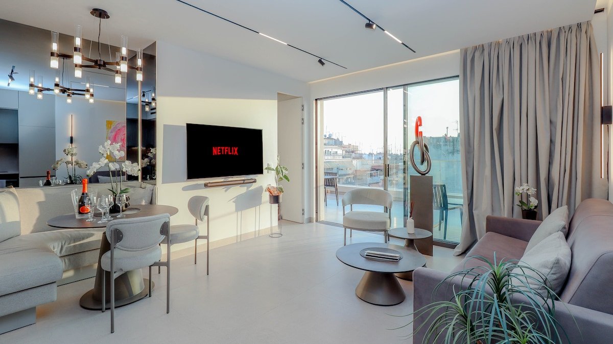 Luxury Penthouse 2 BDR gallery image 4