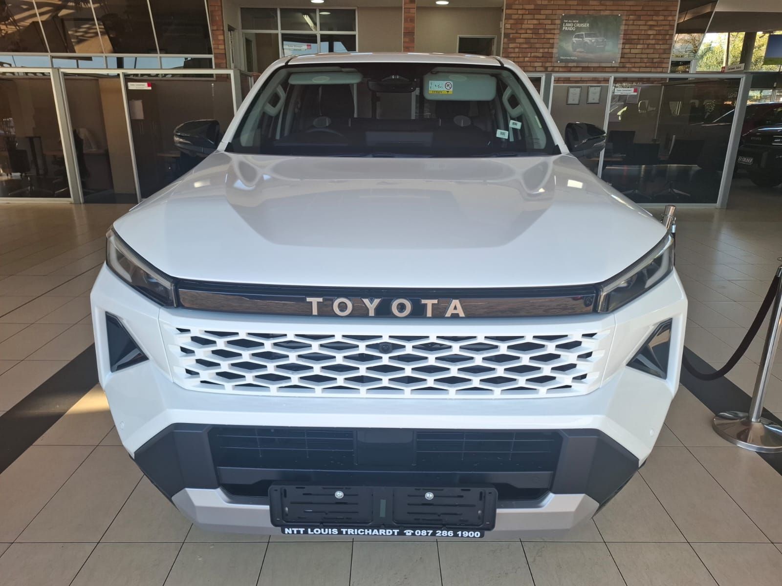 TOYOTA HILUX 2.8 GD-6 RB RAIDER X A T P U XTRA CAB for Sale in South Africa