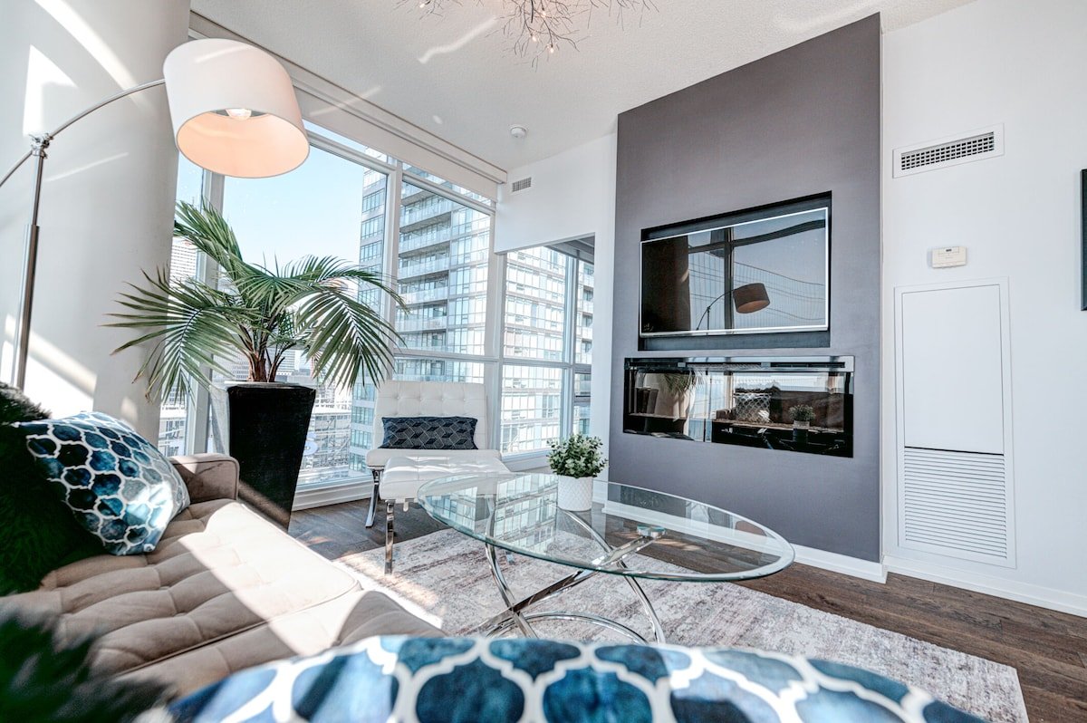 Million Dollar Views, Free Parking, WiFi gallery image 4