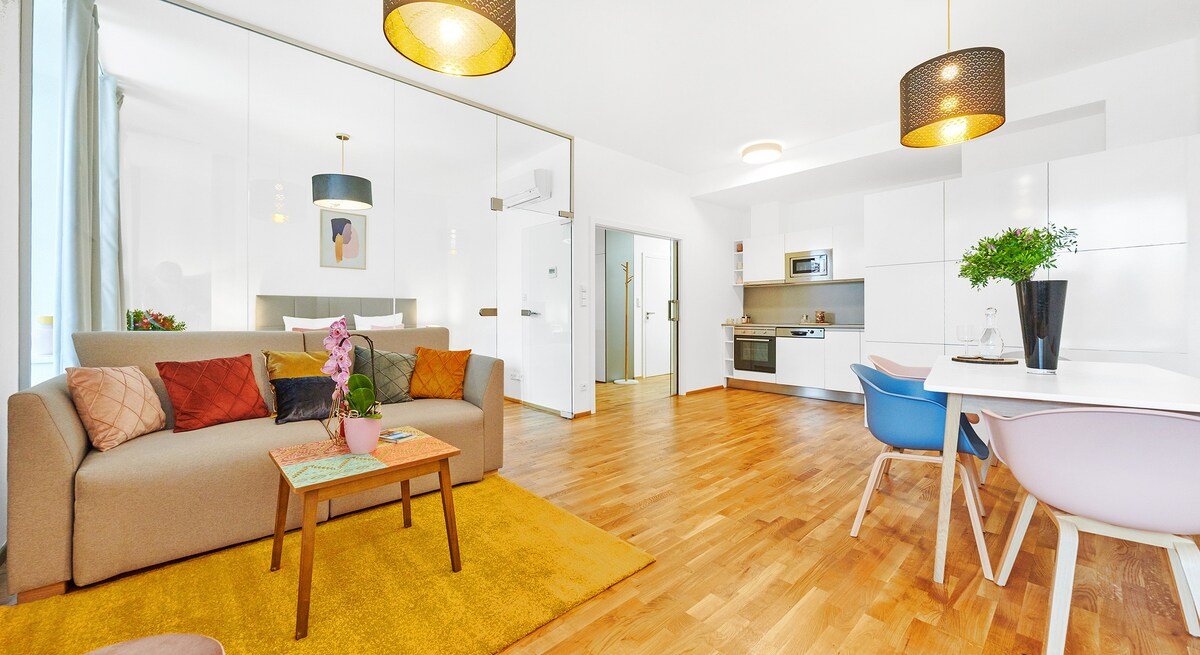 Two Bedroom Old Town Apartment with a terrace nr.3 gallery image 2