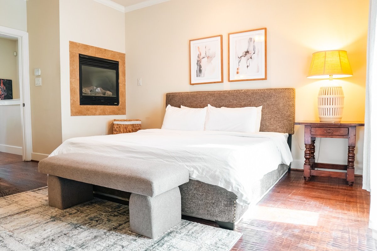 Cozy 2 Townhomes near Lower Greenville gallery image 3