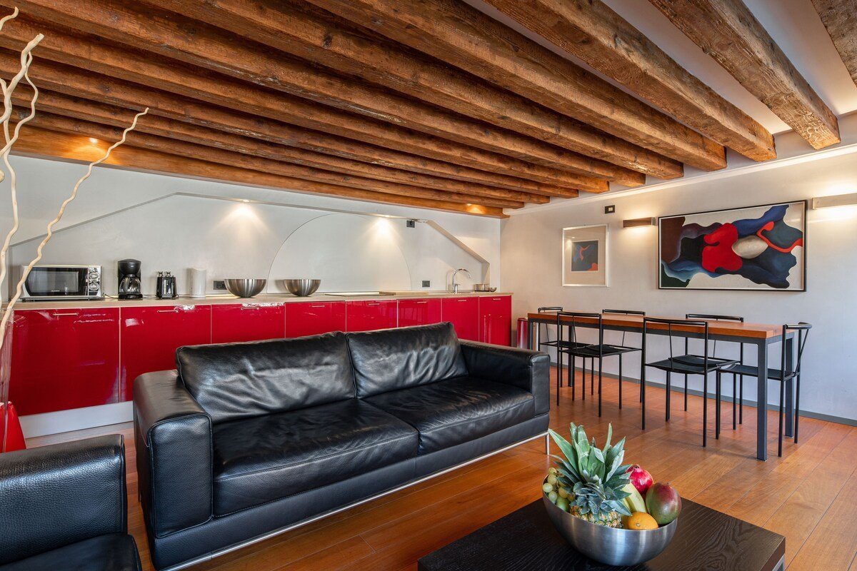 Ve.N.I.Ce. Cera San Moisè gallery image 3