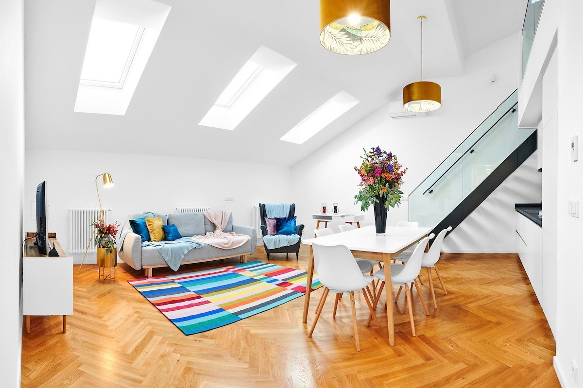 Bright Old Town 3-bedroom Apartment (6D) gallery image 3