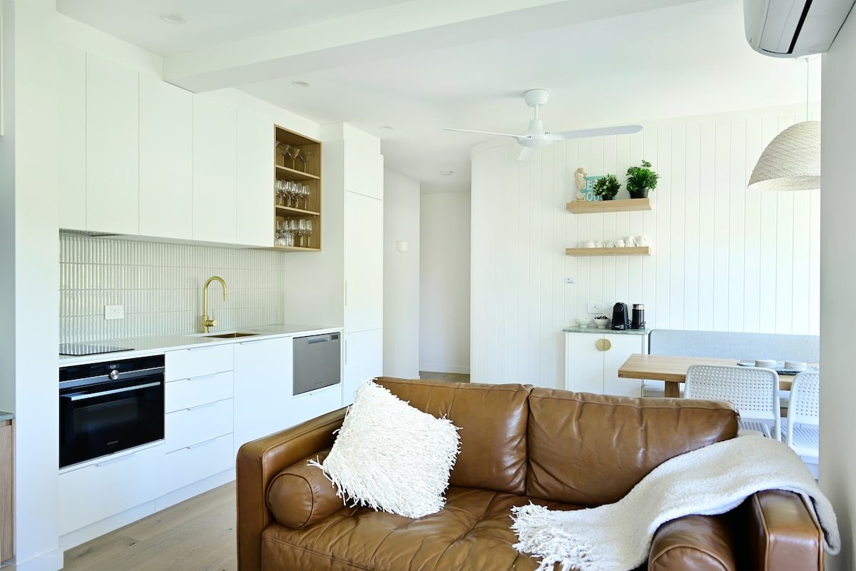 Portofino 6: Beachfront Complex Noosa Heads gallery image 5