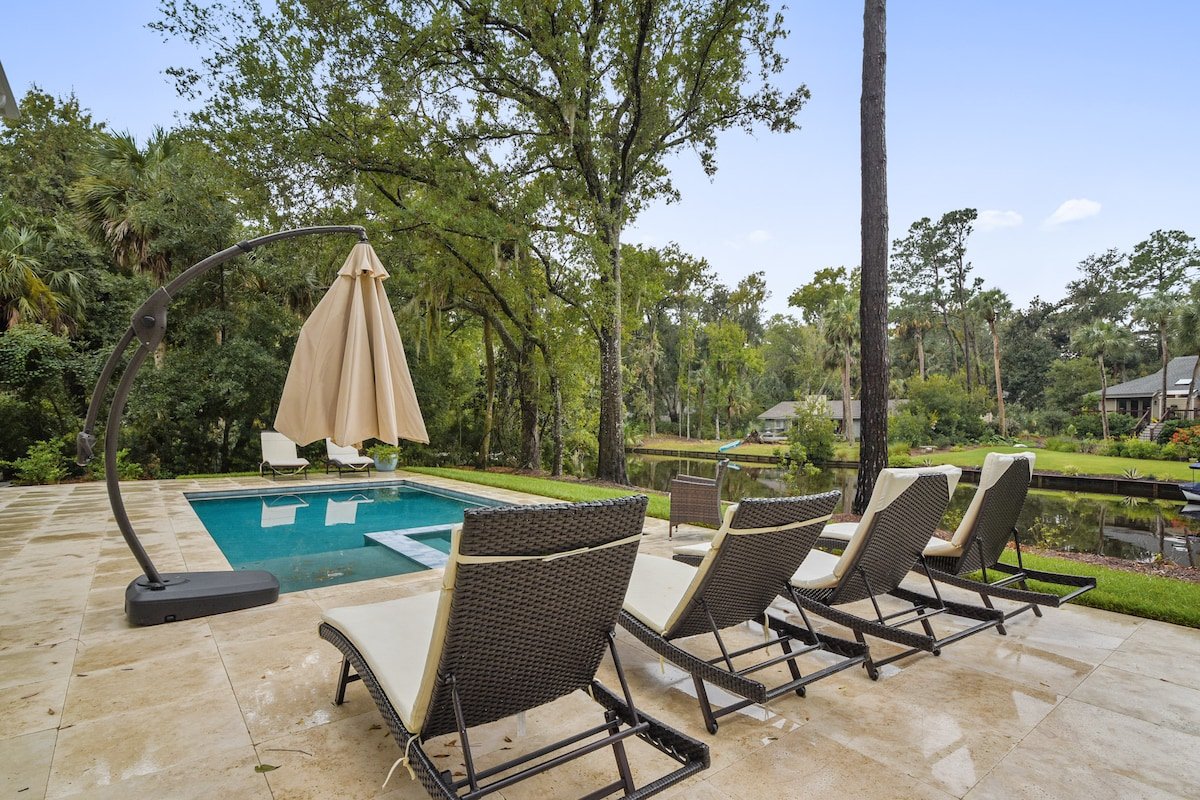 Rum Row gallery image 2