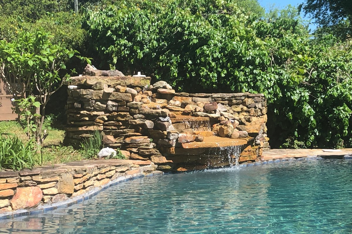 Green Hills Executive Home w/ pool, long term