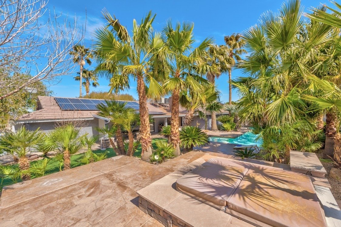 777Rentals – 7BR/5BA – Serenity 2 LCE gallery image 4