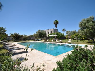 Masseria di prestigio con piscina vicino a spiagge