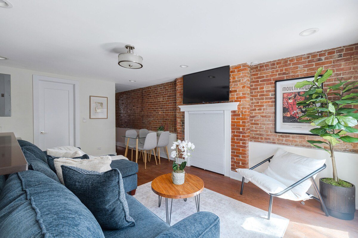 2bedroom in Hell’s Kitchen gallery image 4