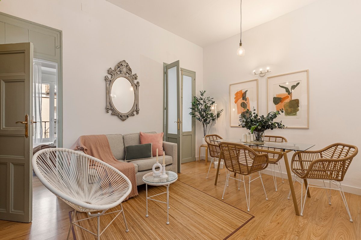 Malasaña Gold by Hogar4 gallery image 2