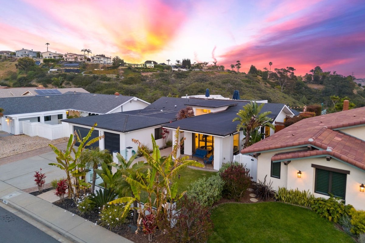 Modern Hilltop Escape I Pool, Rooftop, Ocean View gallery image 4