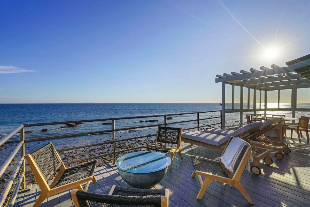 The Surfrider Villa by Stay Awhile Villas gallery image 3