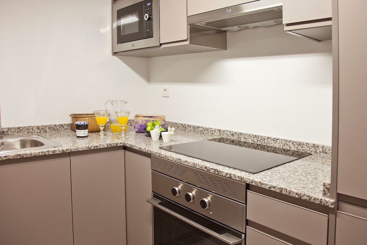 MST – A Privilege. Your Terrace in Madrid’s center gallery image 5