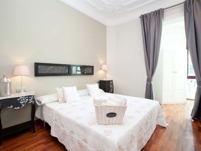 Le Monde-Fabulous 5-Bedroom Apartment