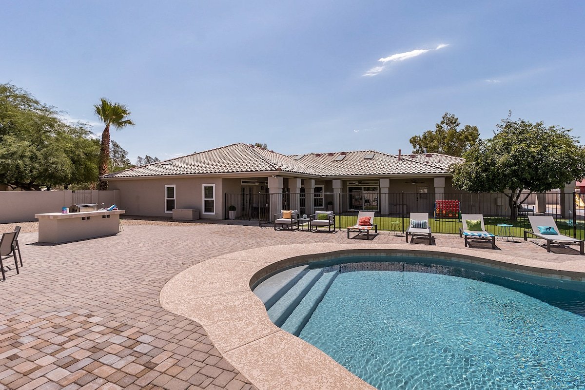 The Playhouse Retreat gallery image 5