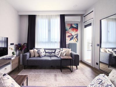 #9 Excellent 3BR Huge Flat in the Heart of Fatih