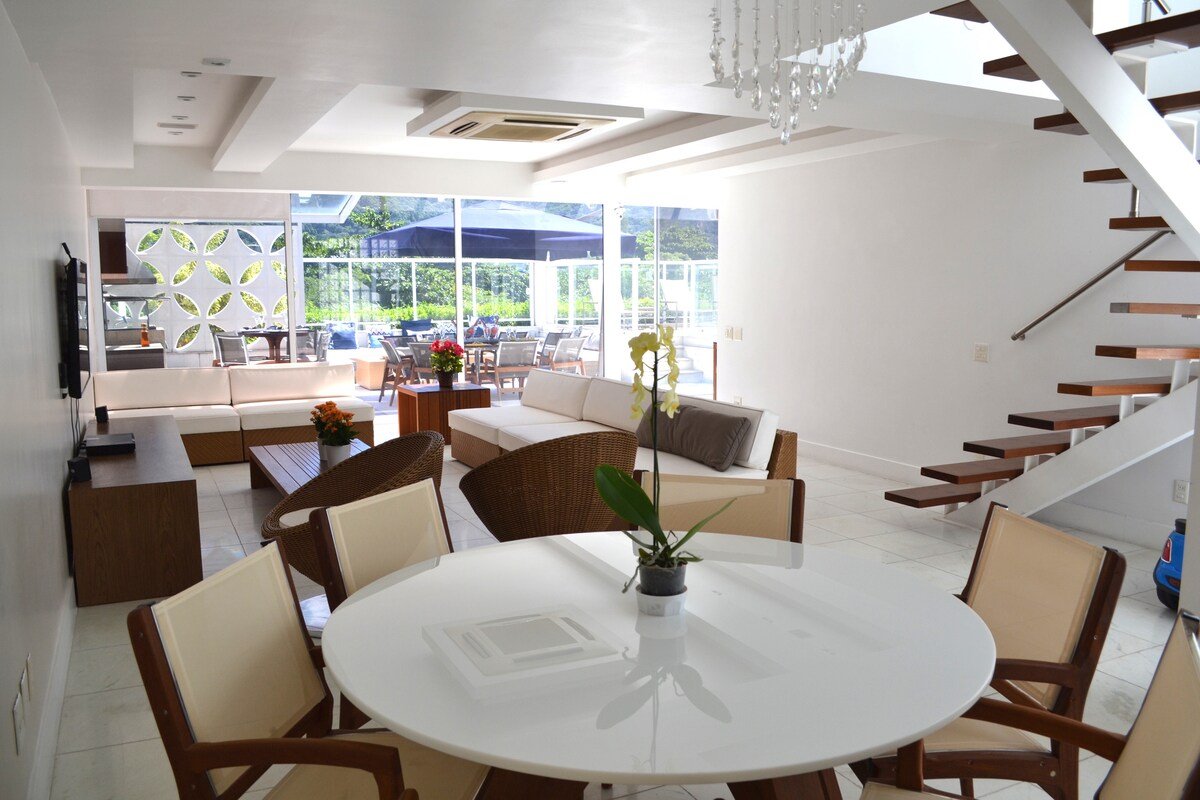 Penthouse VIP gallery image 5