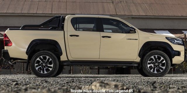 TOYOTA HILUX 2.8 GD-6 RB LEGEND RS 4X4 A/T P/U D/C (MHEV) - 31 