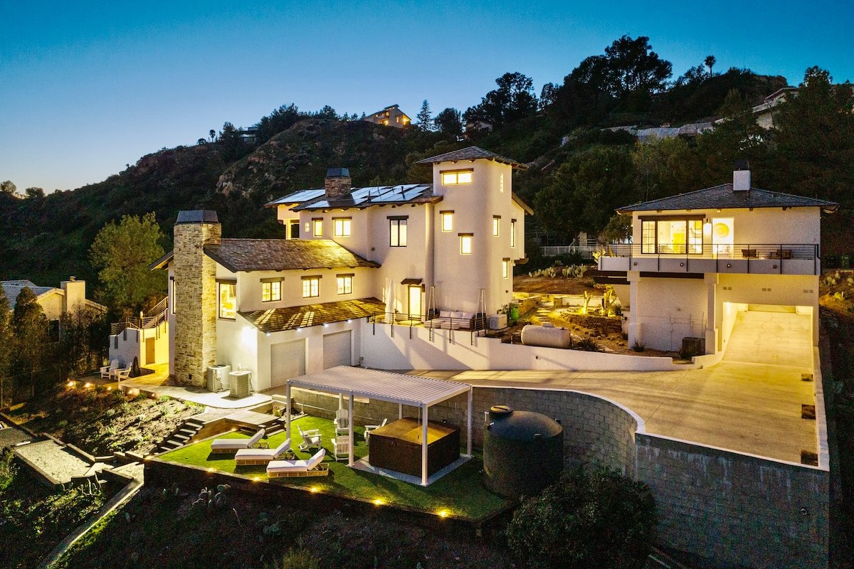 Malibu Cloud Mansion – Ocean Views, 2+ Acres gallery image 3